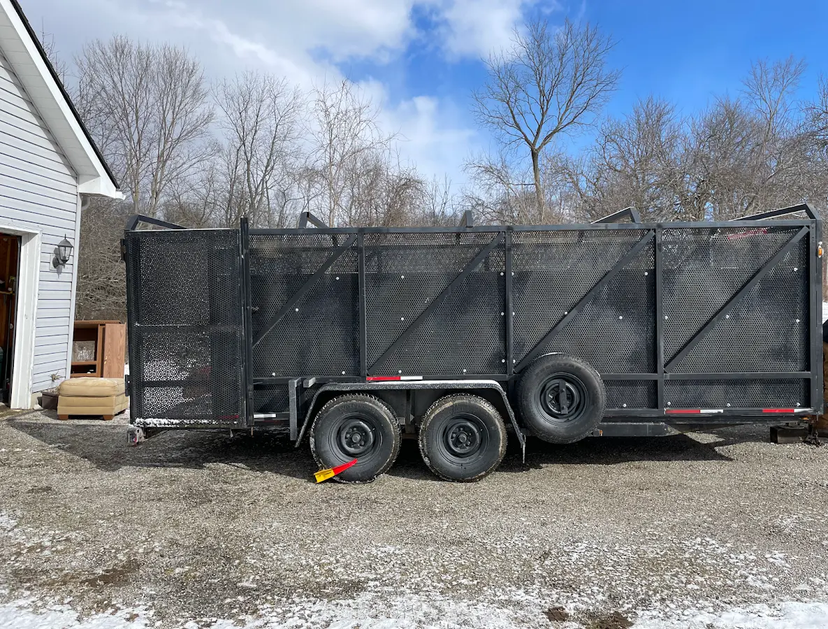 2 Yard Dumpster Rental in Frostproof, FL
